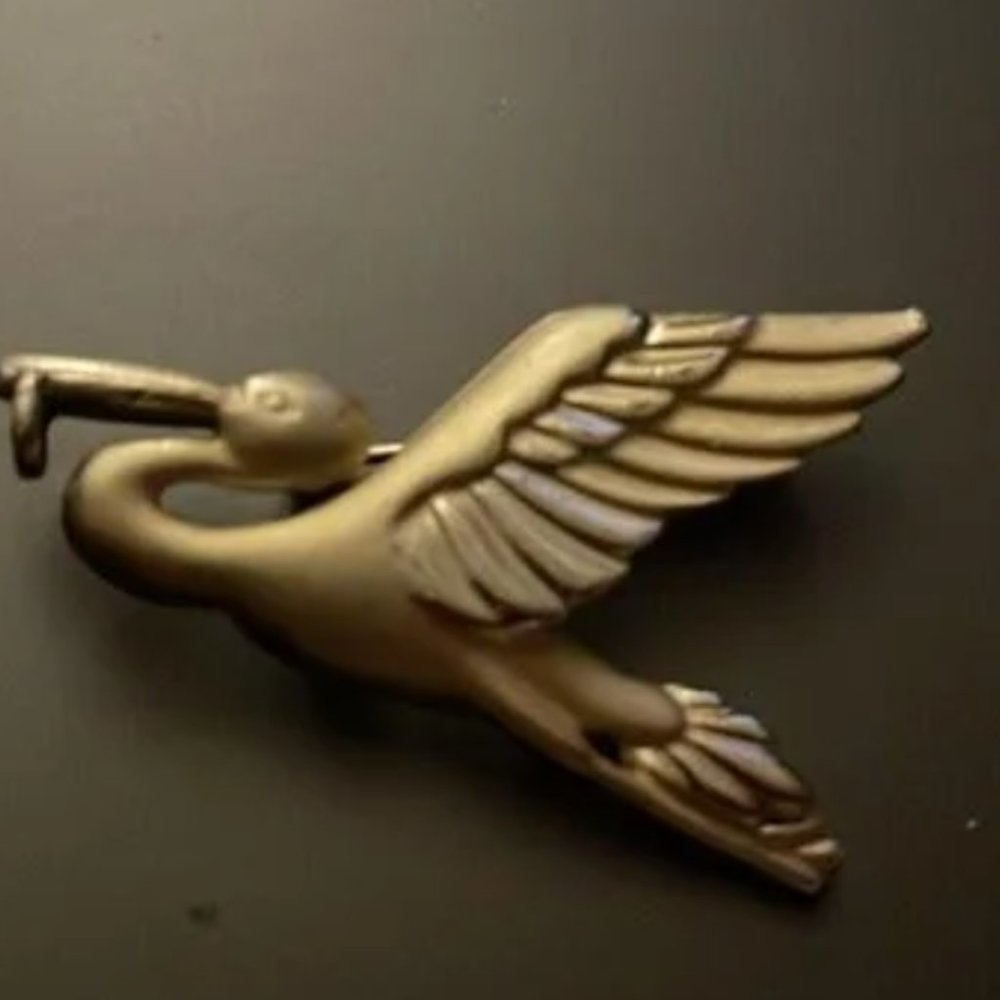 Vintage gage stork brooch